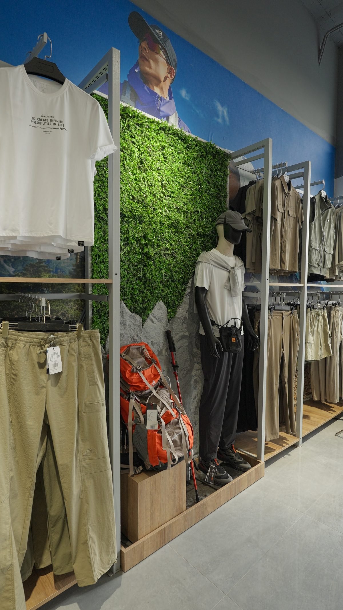 HUMTTO — Retail Design - Photo 6